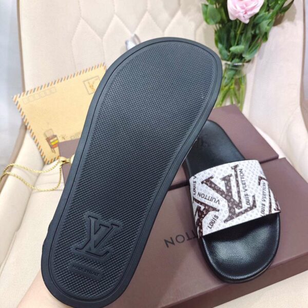 New Arrival Shoes L3030