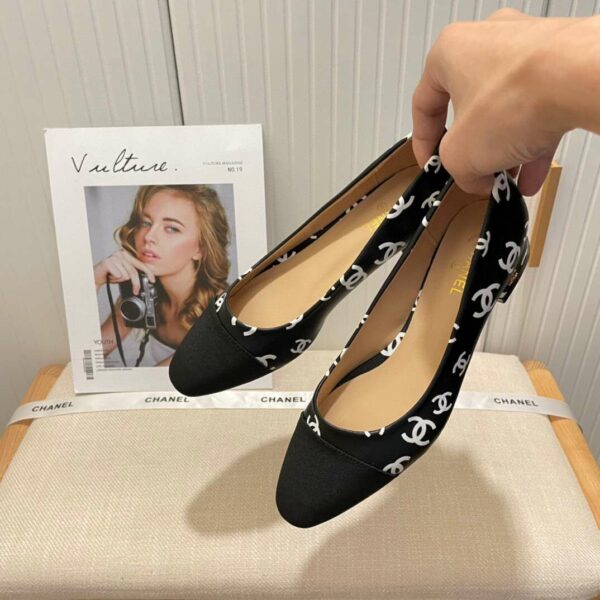 New Arrival Shoes C3063