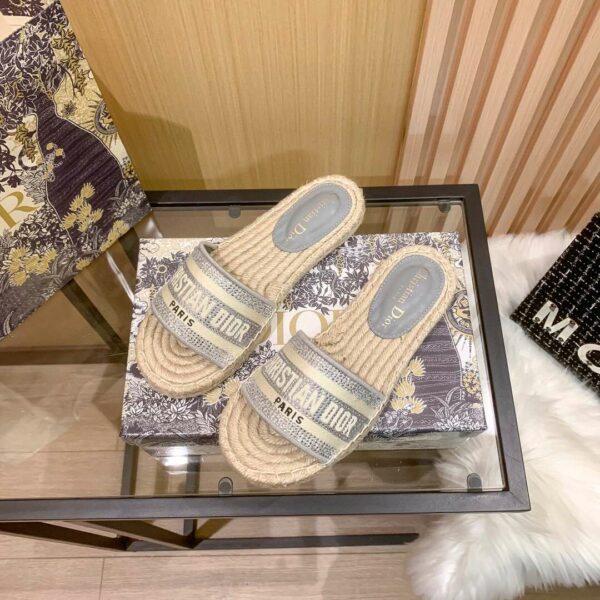 New Arrival Shoes D3005