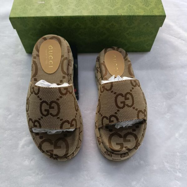 New Arrival Shoes G3330