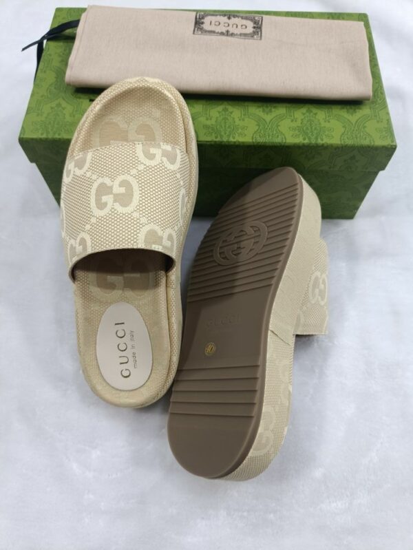 New Arrival Shoes G3330