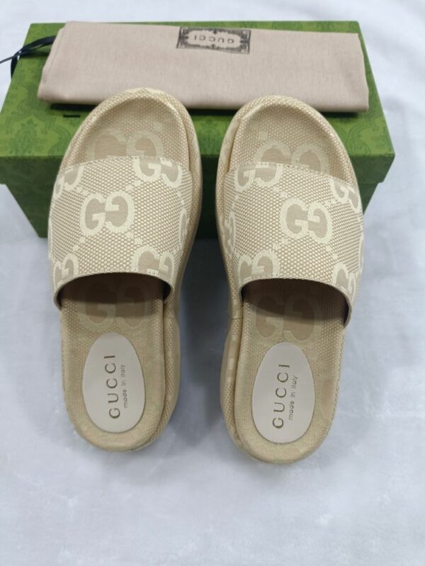 New Arrival Shoes G3330