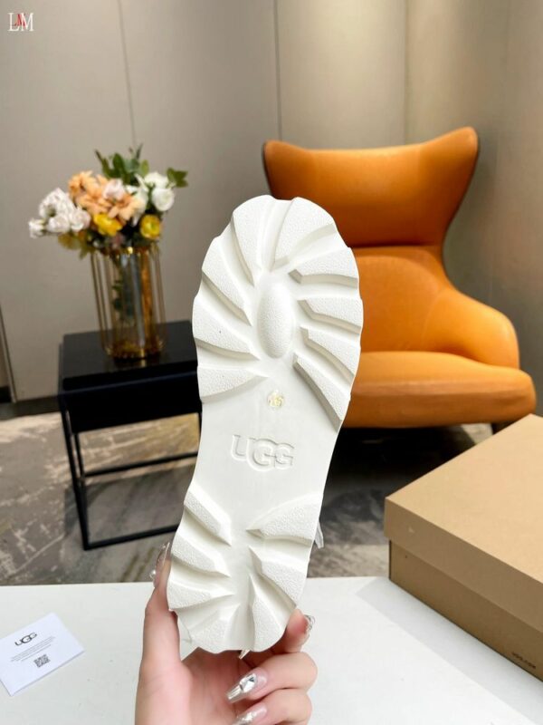 New Arrival Women UGG Shoes 018