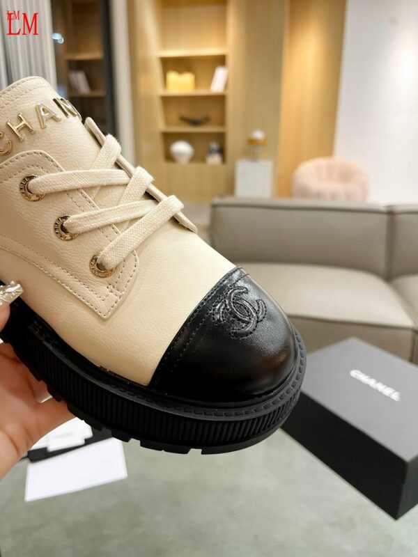 New Arrival Women CN Shoes 330