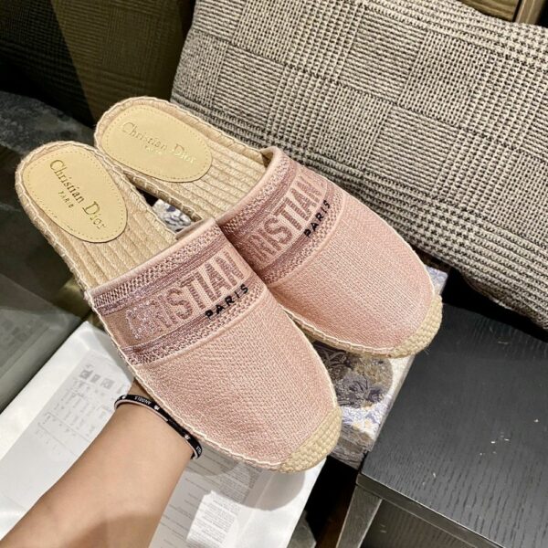 New Arrival Women Dior Shoes 038
