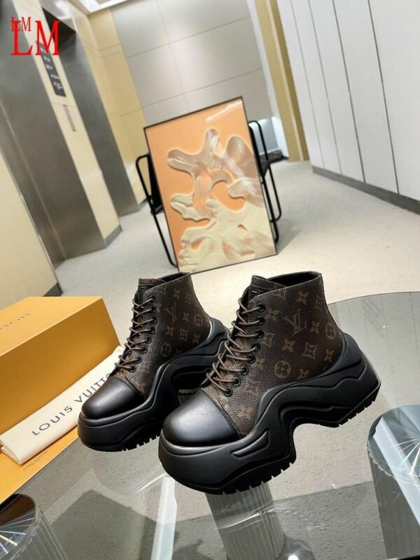 New Arrival Women LV Shoes 368