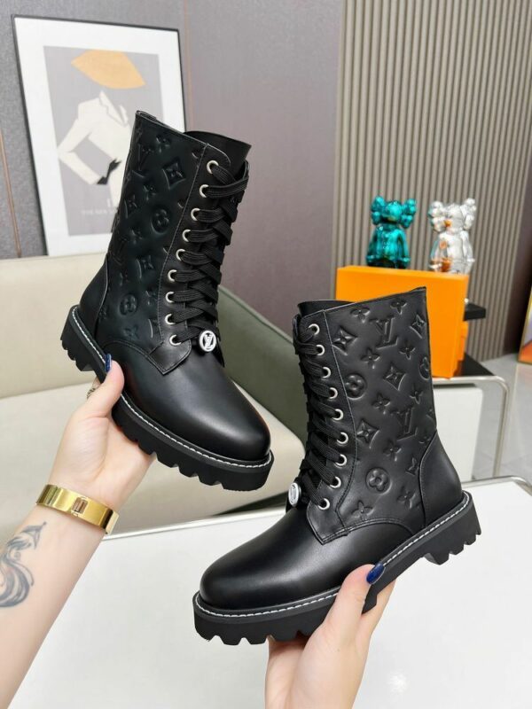 New Arrival Top Quality Women Shoes 070
