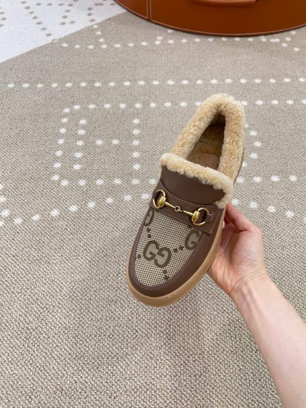 New Arrival Top Quality Women Shoes 011