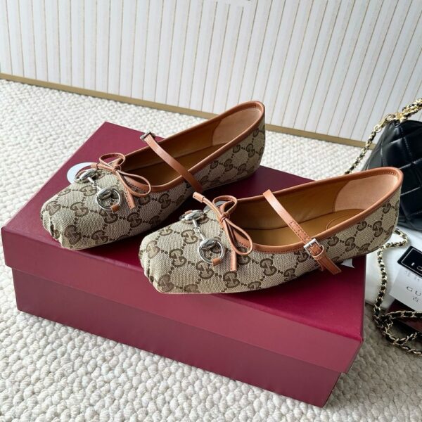 New Arrival Shoes G3424 (Copy)