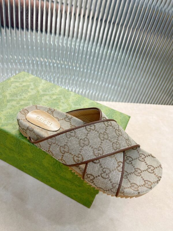 New Arrival Shoes G3430
