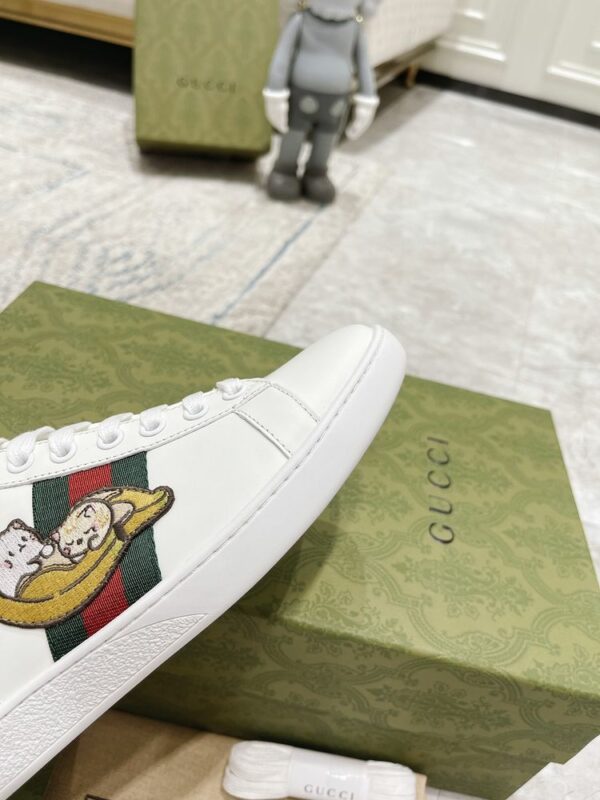 New Arrival Shoes G3423