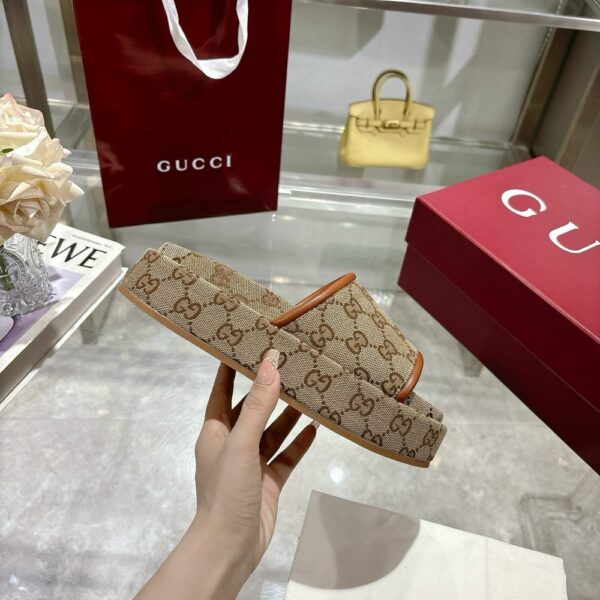 New Arrival Shoes G3409