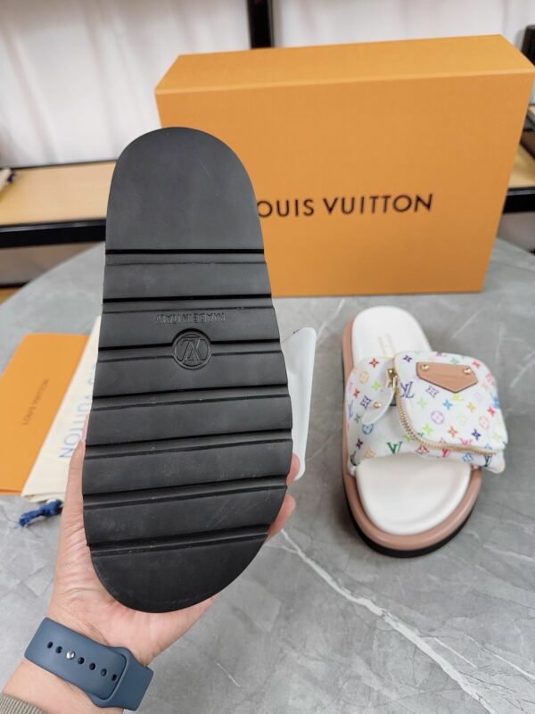 New Arrival Women Slippers 130