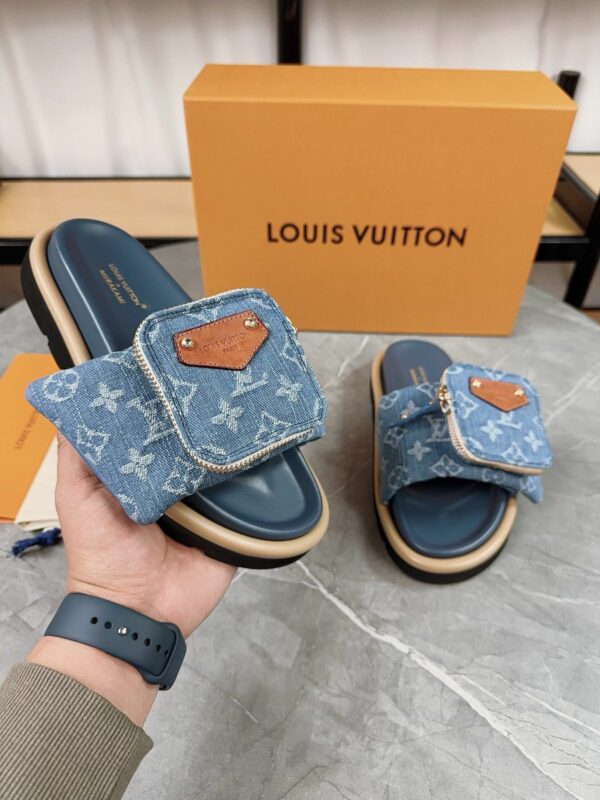 New Arrival Women Slippers 130