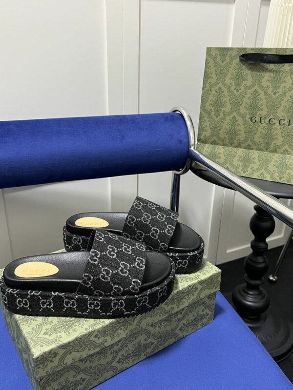 New Arrival Shoes G3407