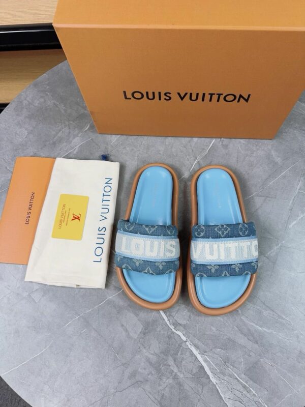 New Arrival Women Slippers 129