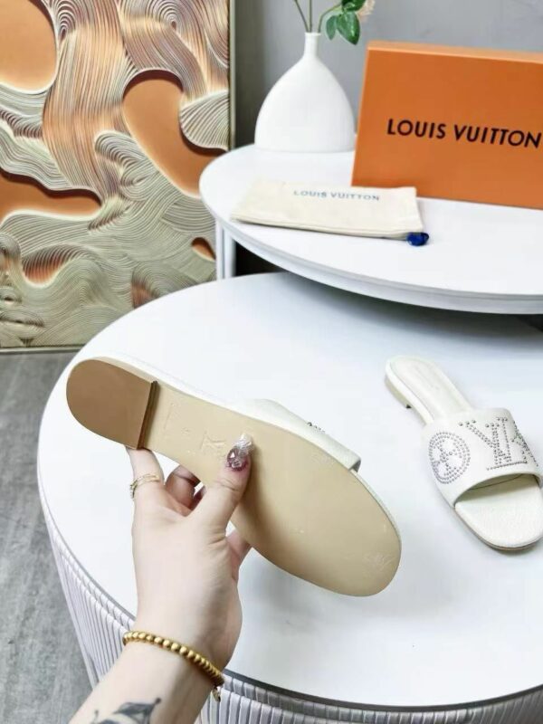 New Arrival Women Slippers 128