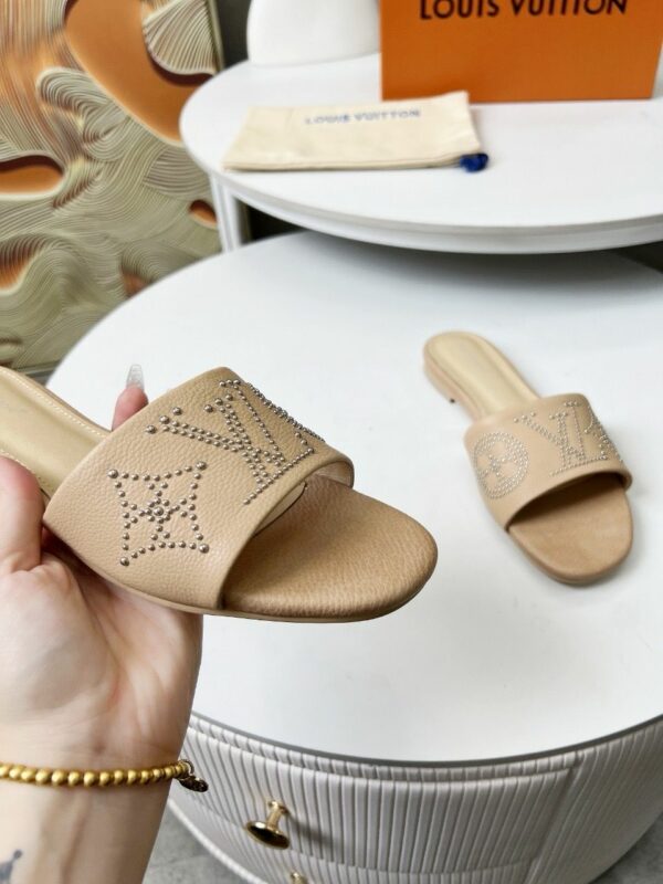 New Arrival Women Slippers 128