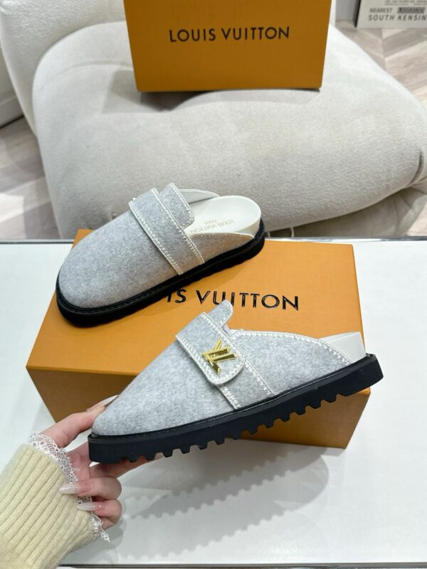 New Arrival Women Slippers 127