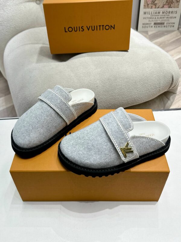 New Arrival Women Slippers 127