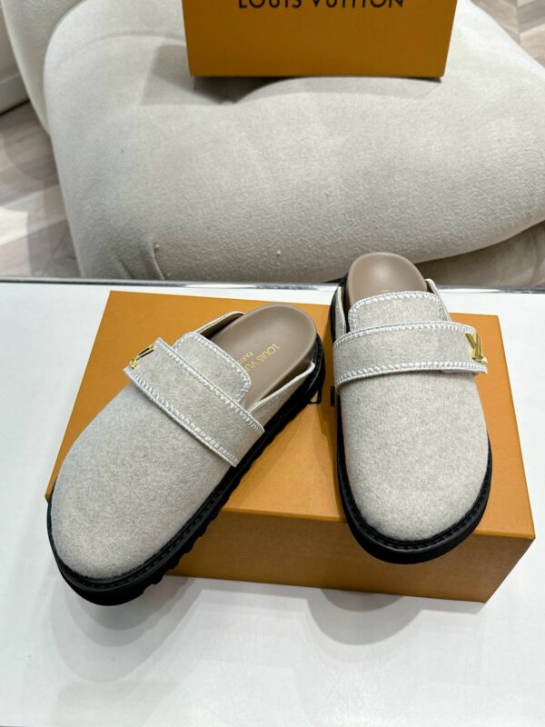 New Arrival Women Slippers 127