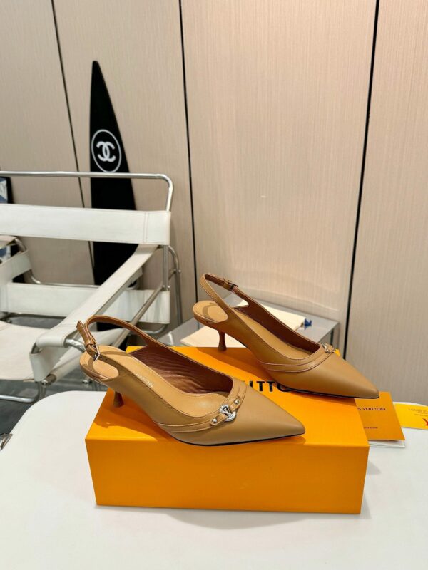 New Arrival Women Slippers 125