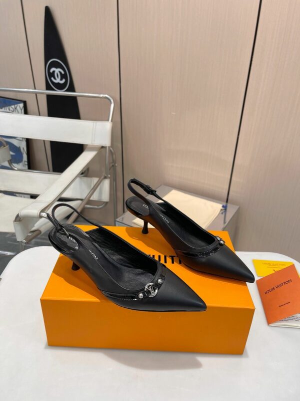 New Arrival Women Slippers 125