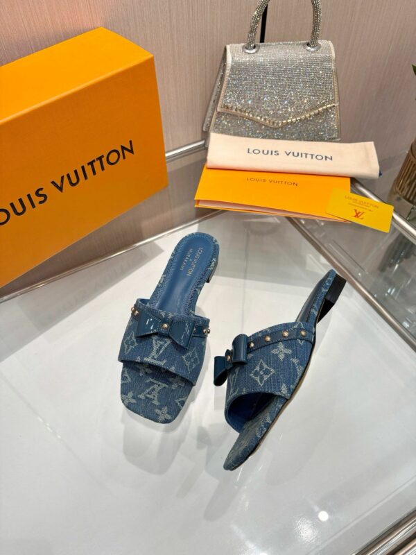 New Arrival Women Slippers 124