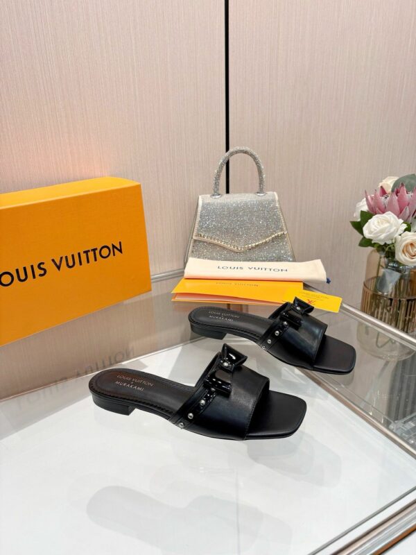 New Arrival Women Slippers 124
