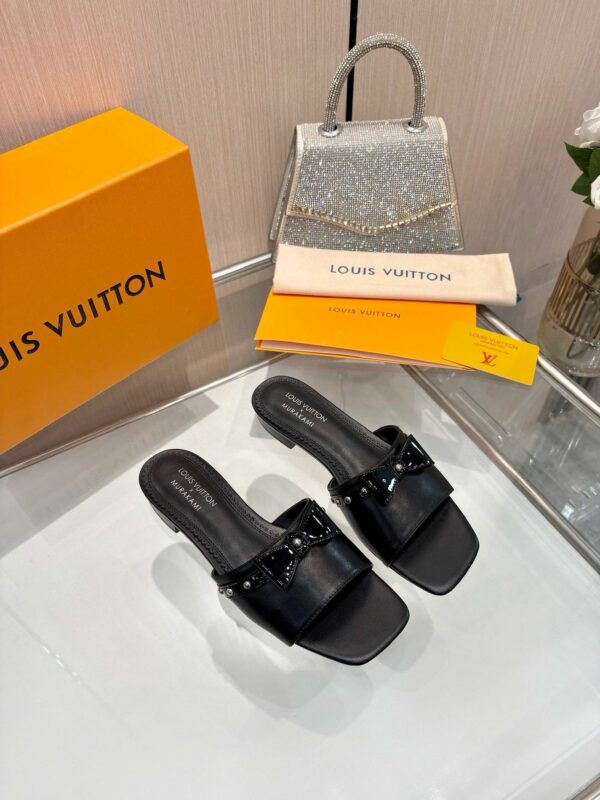 New Arrival Women Slippers 124