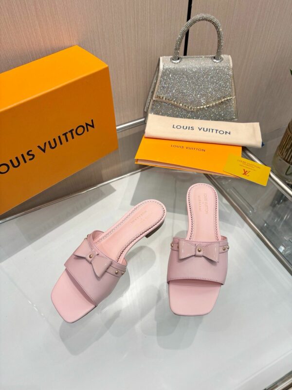 New Arrival Women Slippers 124