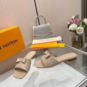New Arrival Women Slippers 124