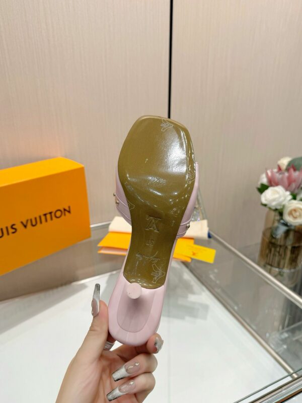 New Arrival Women Slippers 123