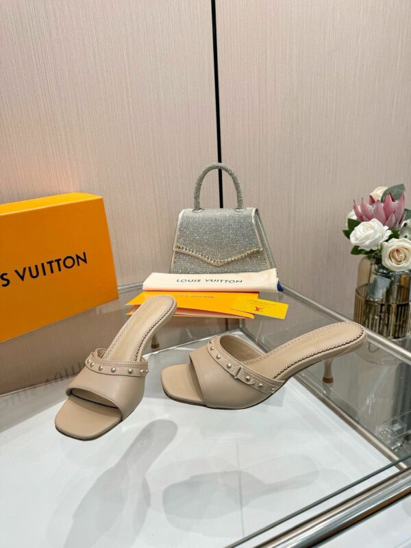 New Arrival Women Slippers 123