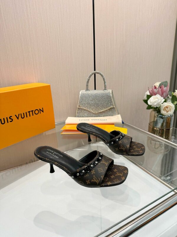 New Arrival Women Slippers 123