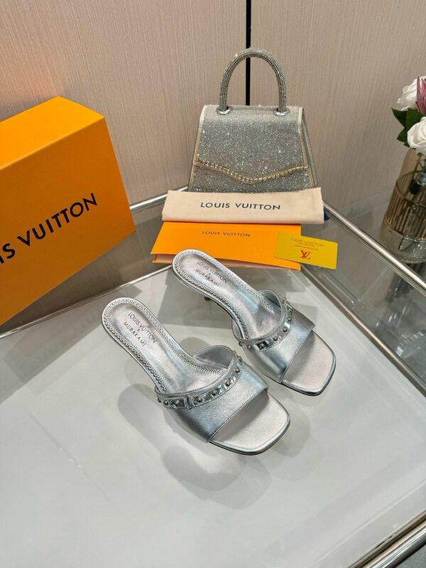 New Arrival Women Slippers 123