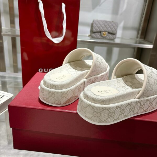 New Arrival Shoes G3405