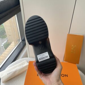 9325f926