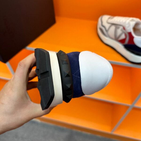 New Arrival Shoes V3016