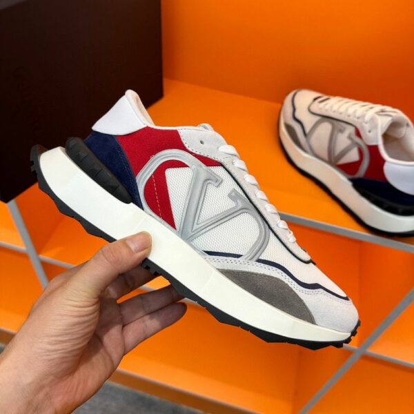 New Arrival Shoes V3016