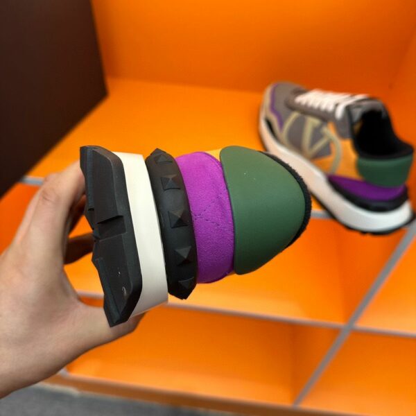 New Arrival Shoes V3016
