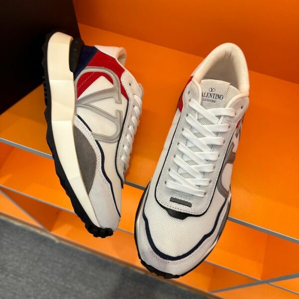 New Arrival Shoes V3016