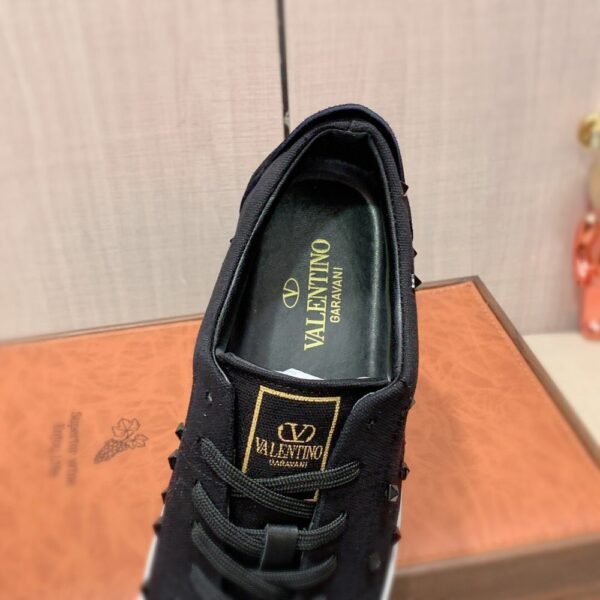 New Arrival Shoes V3015