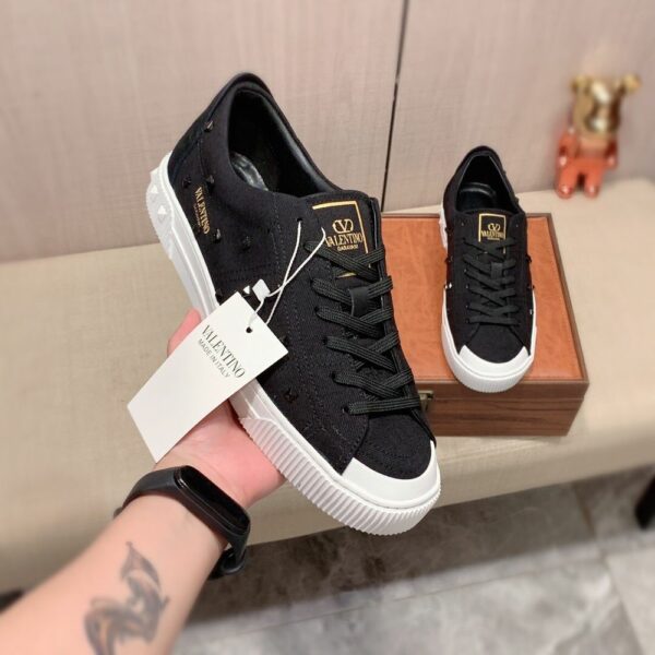 New Arrival Shoes V3015