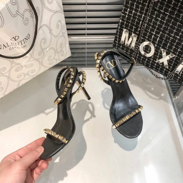 New Arrival Shoes V3012