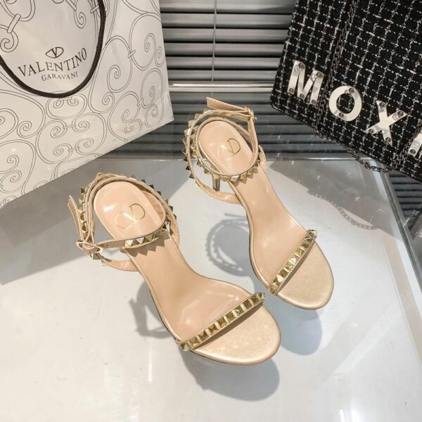 New Arrival Shoes V3012