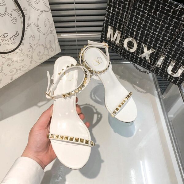New Arrival Shoes V3012