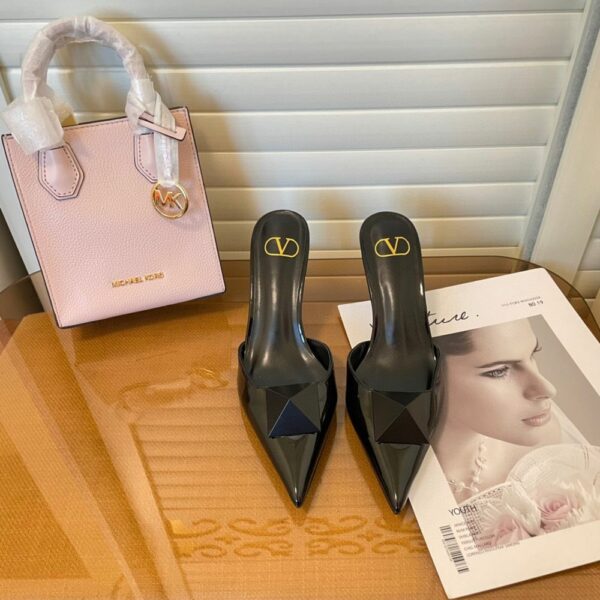 New Arrival Shoes V3011