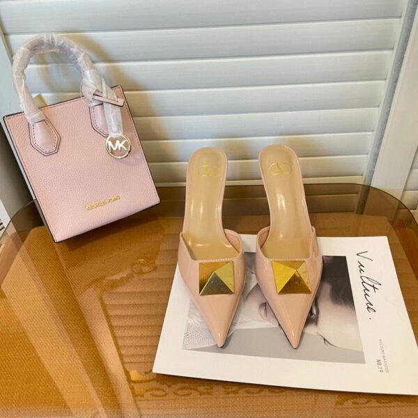 New Arrival Shoes V3011