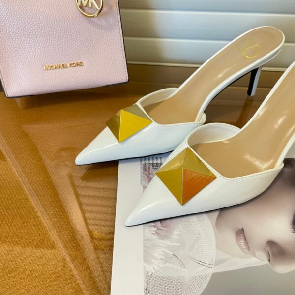 New Arrival Shoes V3011